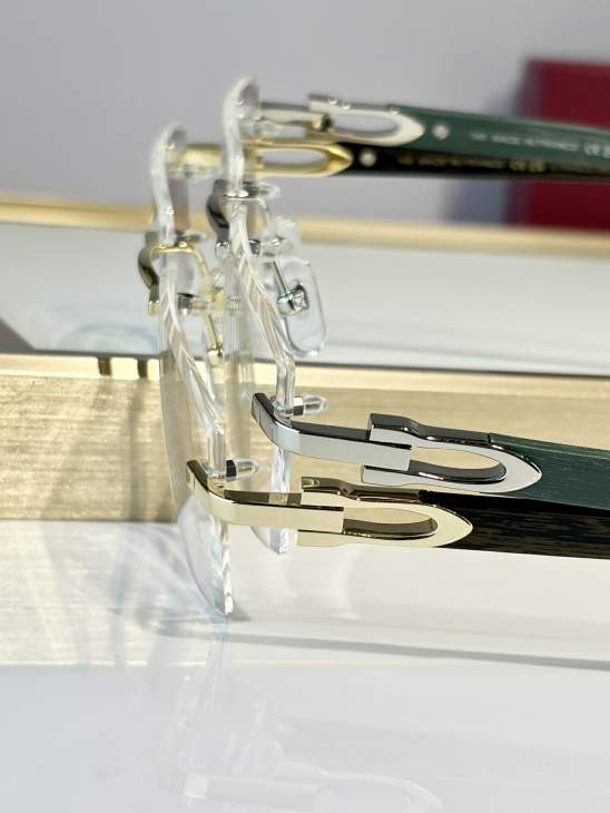Picture of Cartier Sunglasses _SKUfw79722078fw